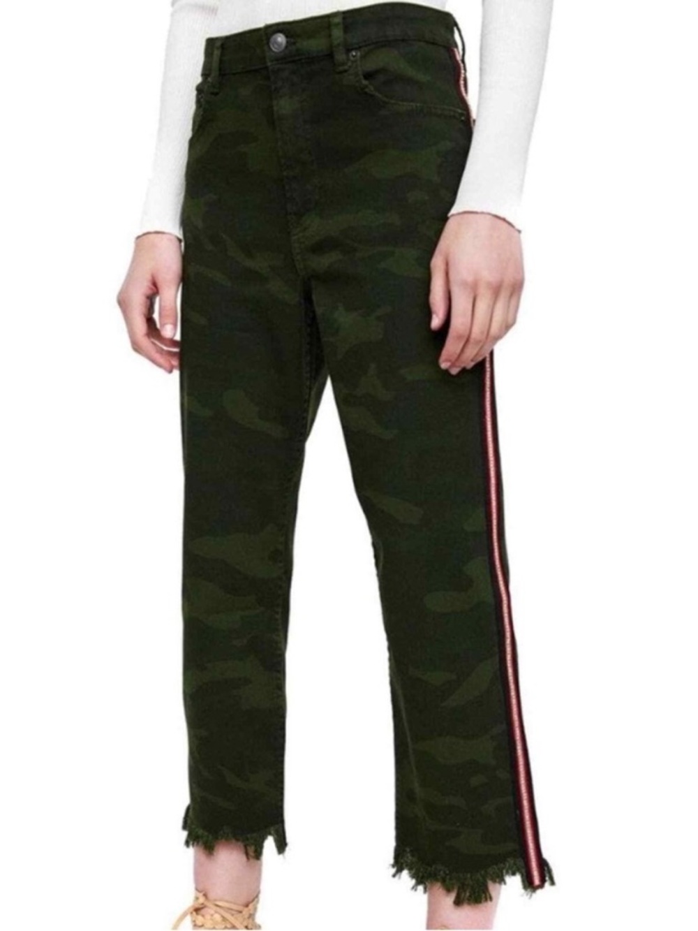 ⭐️ Zara ($100) Green Camo Red Sparkle Stripe Raw Hem Jeans - W 16.5 R 11.5 I 25